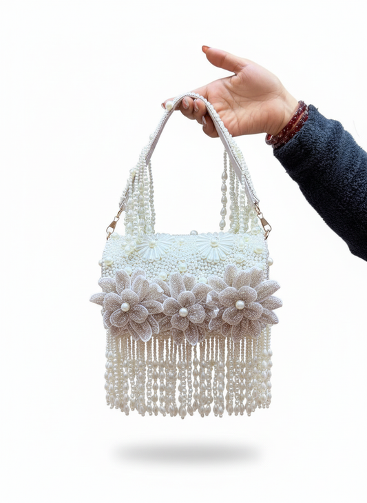 Elegant Beaded Pearl Party Purse